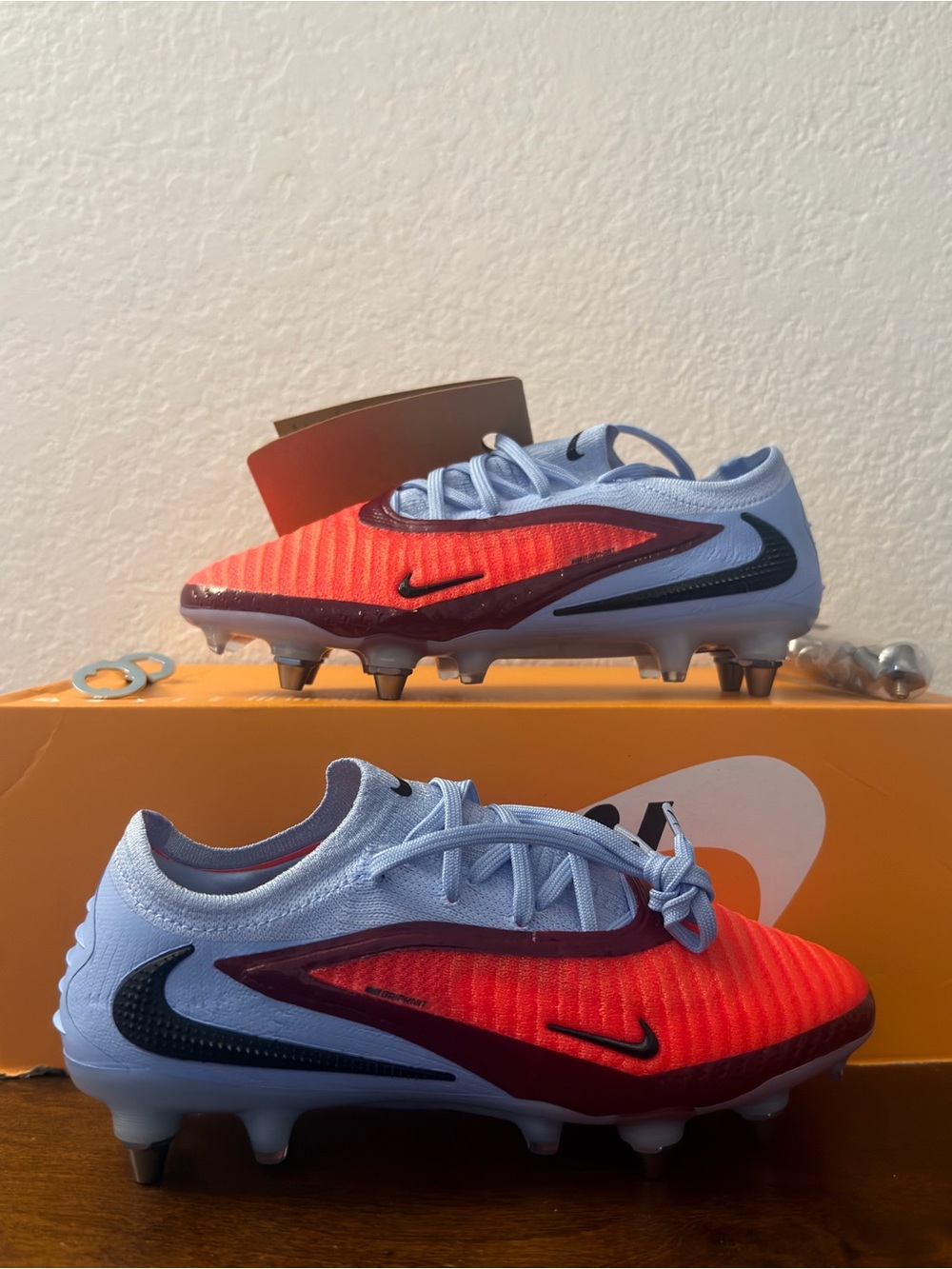 Nike Phantom 6 Low Elite SG-Pro Soccer Cleats 'Scary Good' HV8988-400 Men's Sz 4